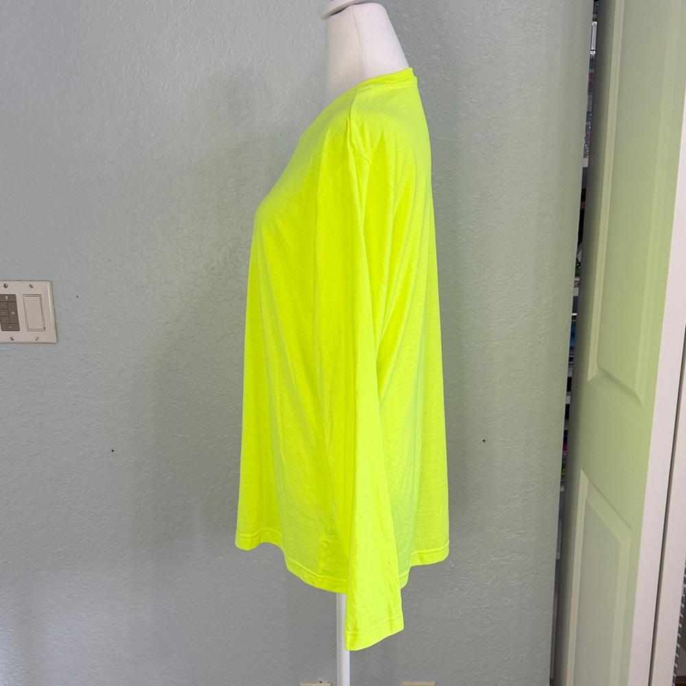 NWT Vibrant Neon Yellow Long Sleeve Shirt - Picture 5 of 9